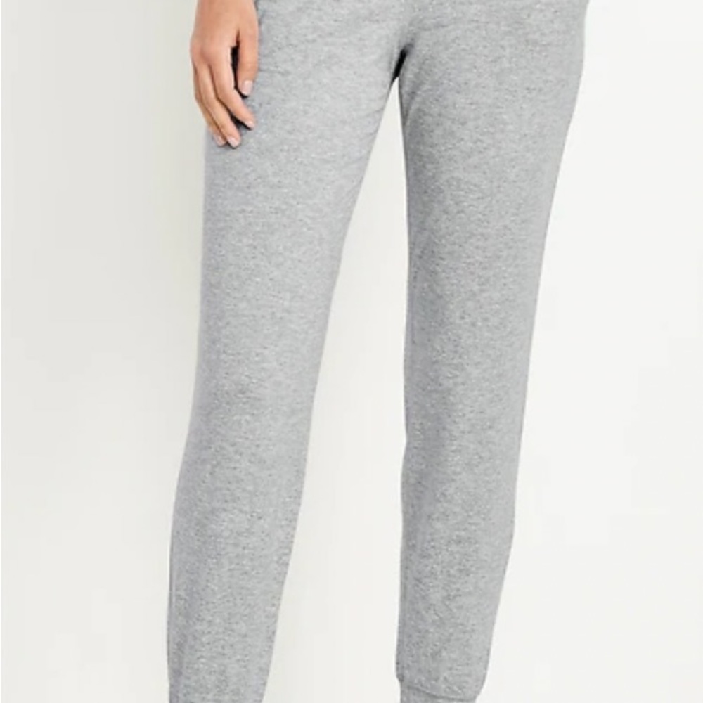 Old Navy Extra High-Waisted CloudComfy Joggers
